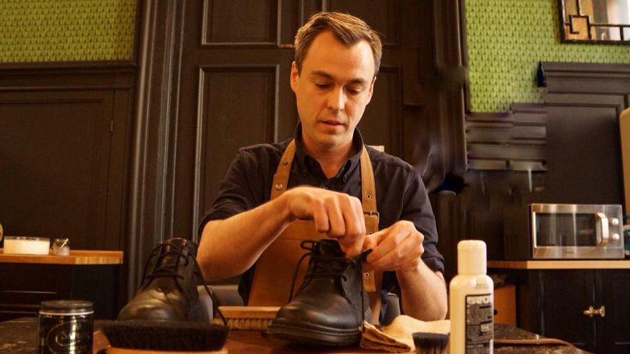 Lecomte bootblack